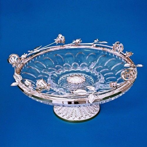 Фруктовница на ножке с розами