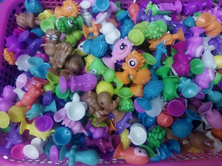 Набор игрушек Веселые прилипалы Stikeez (10 шт.)