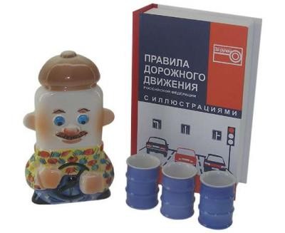 Подарочный штоф Водитель со стопками
