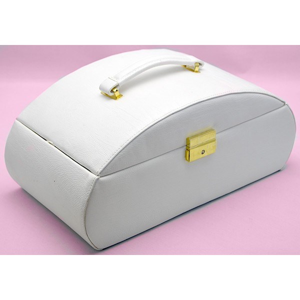 Молочно-белая шкатулка для украшений Valise