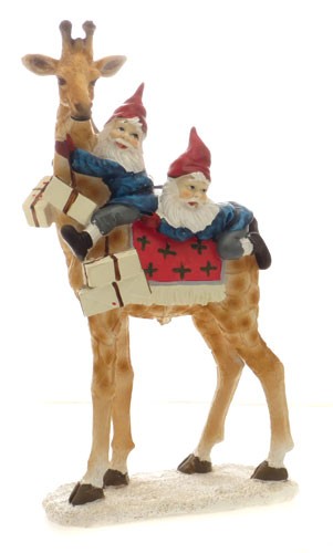 Статуэтка Санта на жирафе Scandinavian Christmas