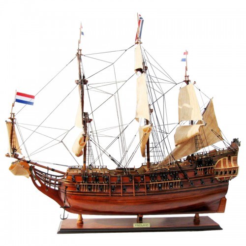 Модель парусника Friesland
