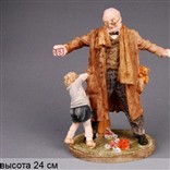 Фигурка "Дедушка с детьми"