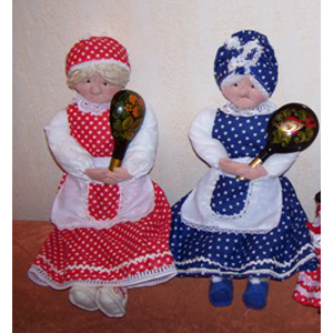 Кукла с ложкой