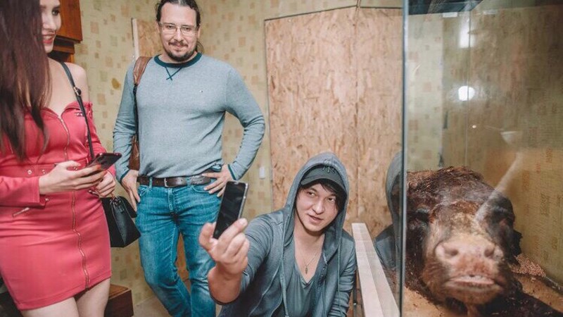 Экскурсия в музей эмоций с фотосъемкой (семейный)