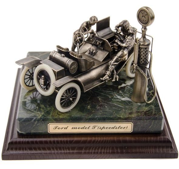 Диорама Генри Форд и модель T «Speedster»