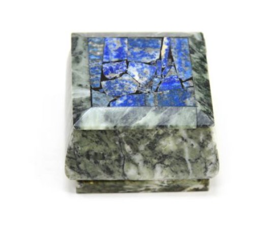 Шкатулка из змеевика и лазурита 8,5x8,5x6 см