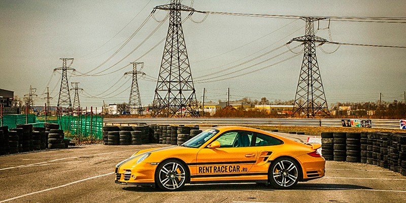Подарочный сертификат Катание на спорткаре Porsche 911