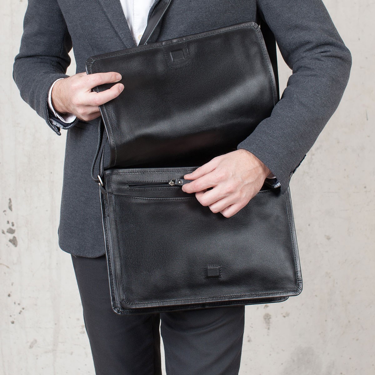 Сумка мессенджер Chestnut Black