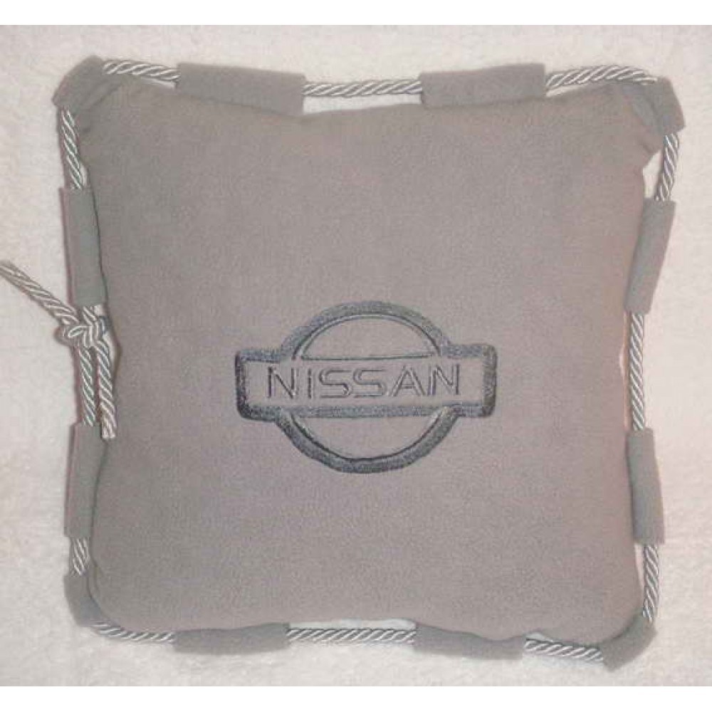 Серая подушка с серебряной вышивкой и шнуром Nissan