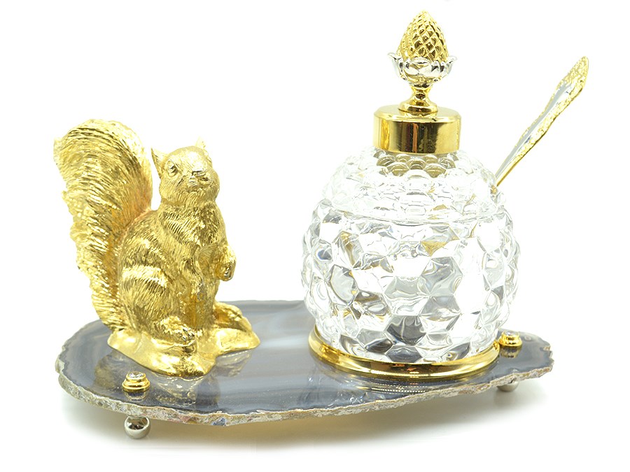 Орешница на агате Белочка 185*120*150 мм.