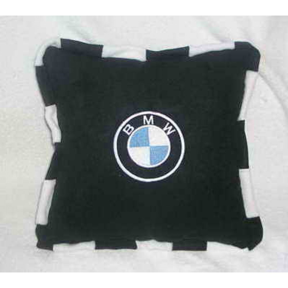 Черная подушка BMW с черно-белым кантом