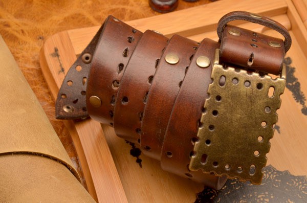 Кожаный ремень ElolE Belts