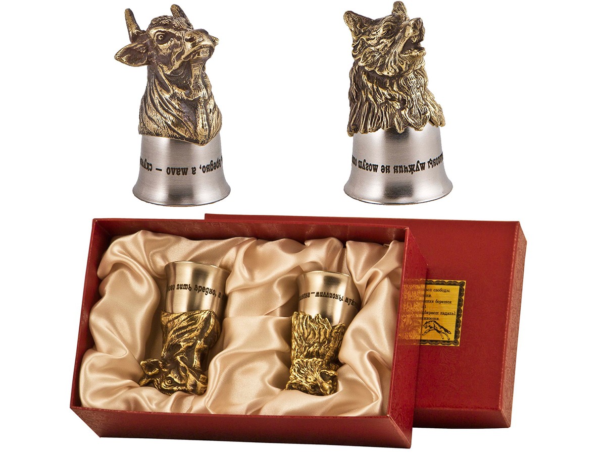 Набор необычных стопок. Стопка-перевертыш "сова". Стопки перевертыши с головами. Подарок перевертыш. Оригинальные стопки в подарок.