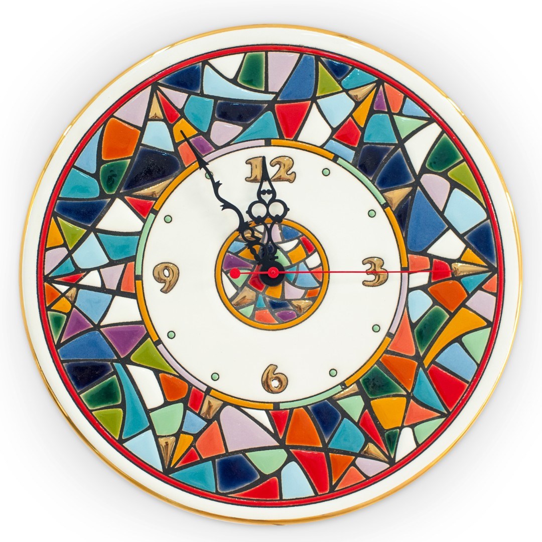Время часов в испания. Дизайнерские часы. Керамические часы настенные. Часы настенные необычные. Испанские настенные часы.