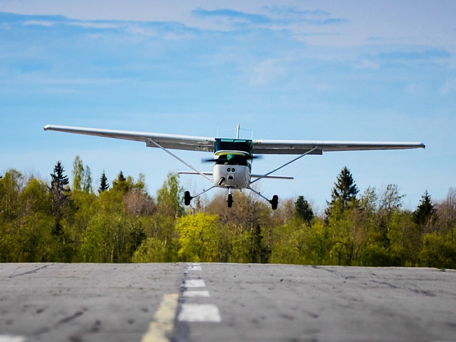 Сертификат на полет на самолете | Полеты на самолете и вертолете