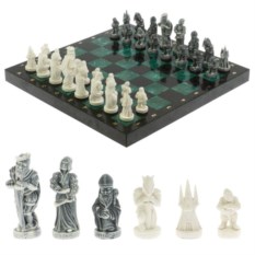 Шахматы Средневековье шабровский змеевик 40х40 см