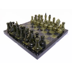 Шахматы из змеевика