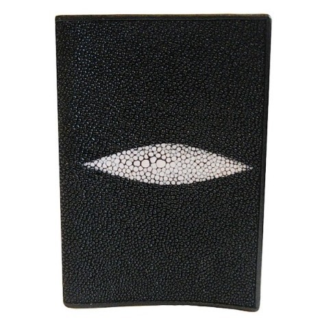 Обложка для паспорта из кожи морского ската