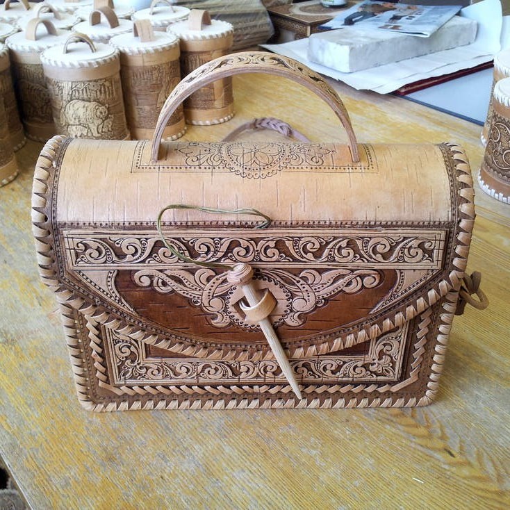 Сумочка из бересты