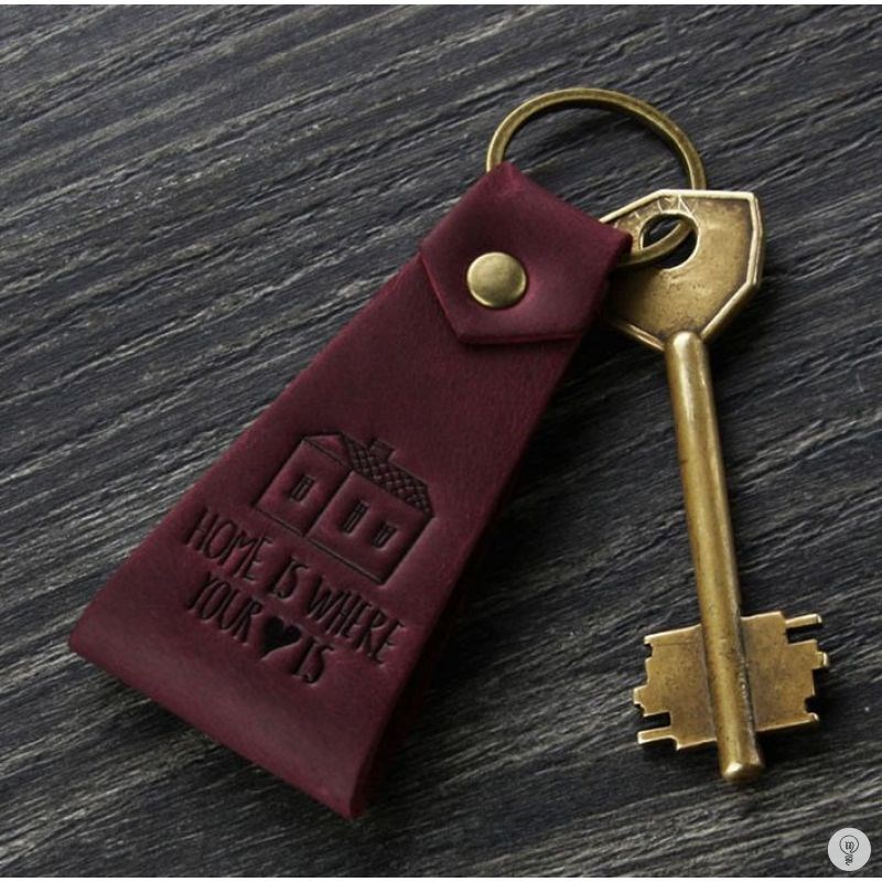 Кожаный брелок Blanknote Home is where your heart