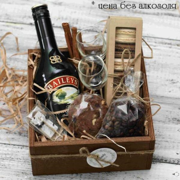 Новогодний подарочный короб Для ликера