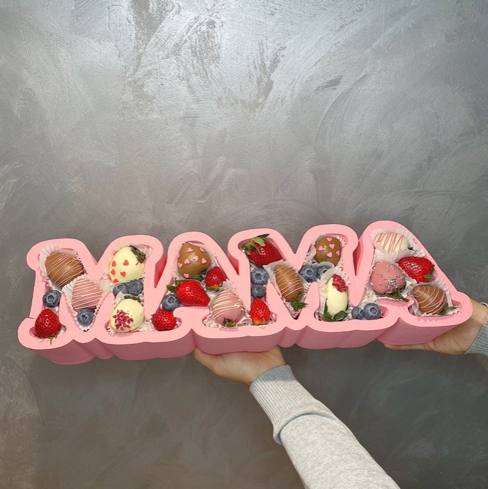 Набор клубники в шоколаде Маме