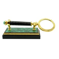 Настольная лупа на подставке из малахита