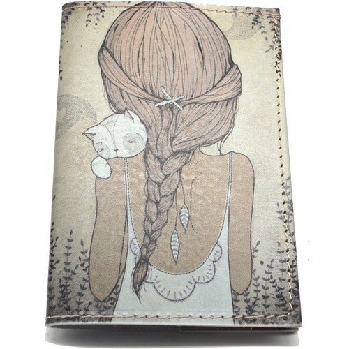 Кожаная обложка на паспорт Девочка с котенком