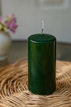 Свеча столбик, тёмно-зелёная, 6х12.5 см