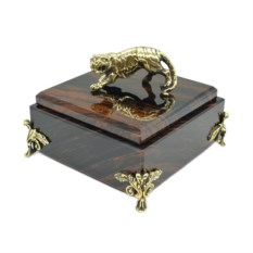 Шкатулка из обсидиана с тигром 120*120*85 мм