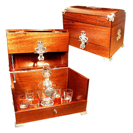 Бар-сундук