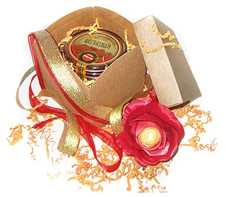 Наборы из рыбы. Как упаковать икру в подарок. Как упаковать икру в подарок. Как упаковать икру в подарок. Черная икра в подарочной упаковке.