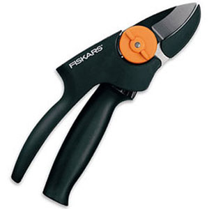 Контактный секатор с силовым приводом Fiskars 