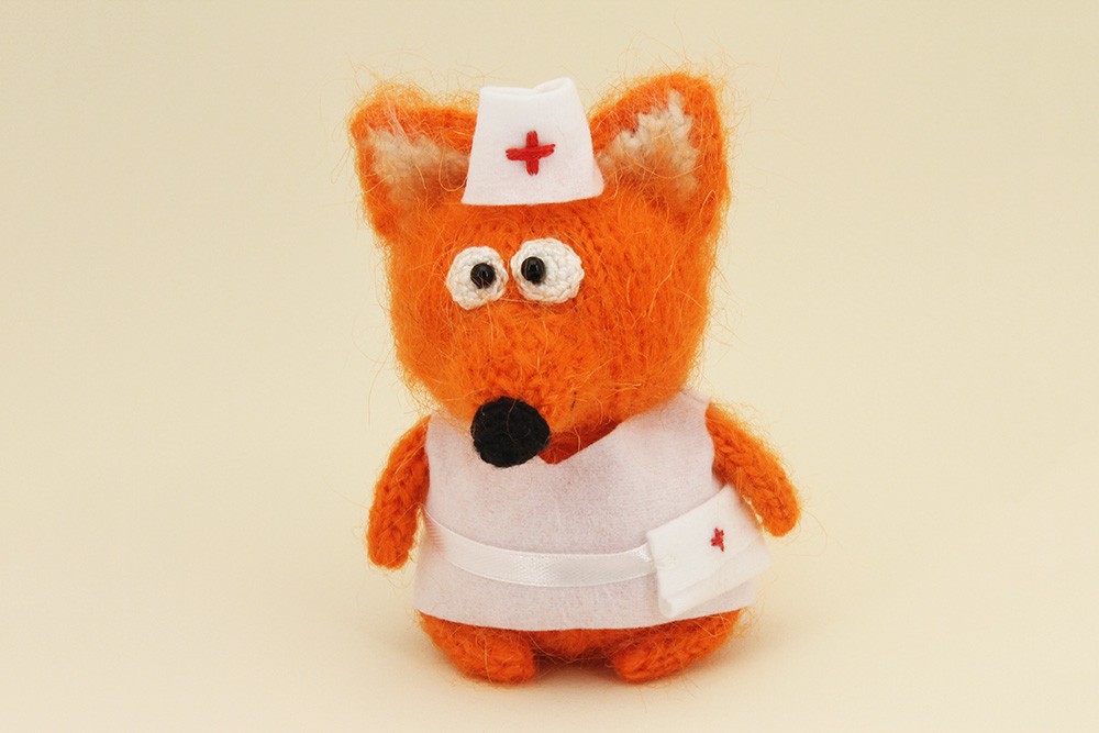 перевод mother fox. песня лисичка медсестричка. песня лисичка медсестричка. песня лисичка медсестричка. лиса медсестра.