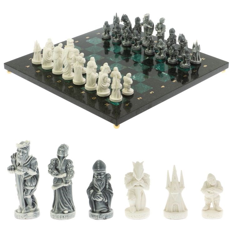 Шахматы Средневековье доска 40х40 см шабровский змеевик