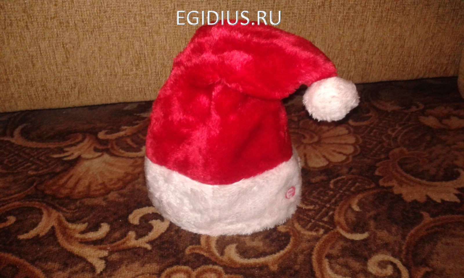 Новогодний колпак Поющая шапка Деда Мороза