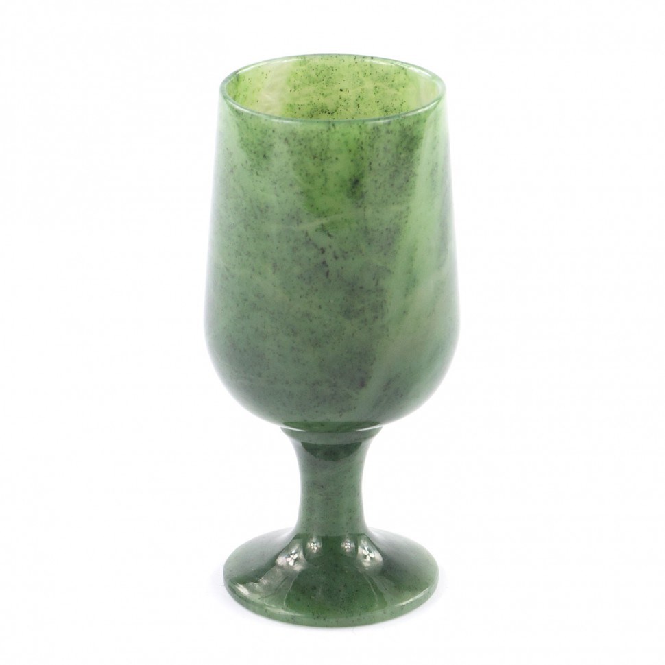 Фужер из камня нефрита