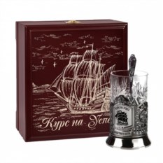 Подстаканник Корабль. Курс на успех в деревянной шкатулке