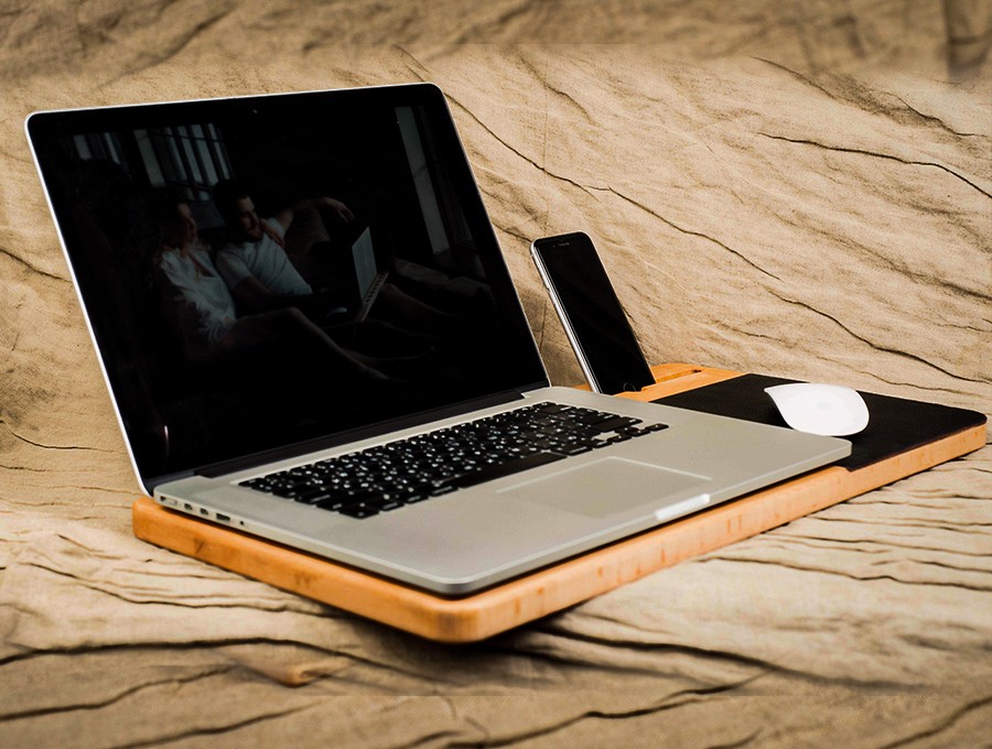 Ноут под. Док станция для MACBOOK. Док станция Apple MACBOOK. Док станция для Apple MACBOOK Pro. Док станция для Apple MACBOOK Air.