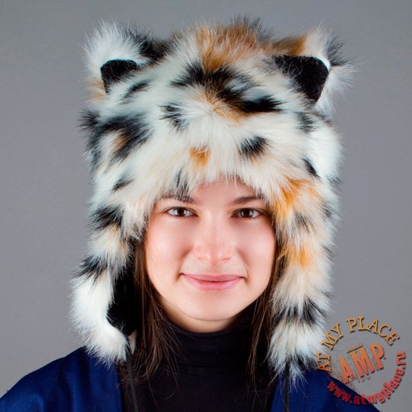 Леопардовая пушистая шапка с ушками