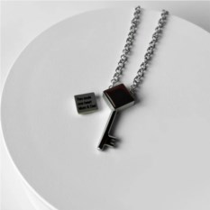 Женская подвеска Key — Страсть