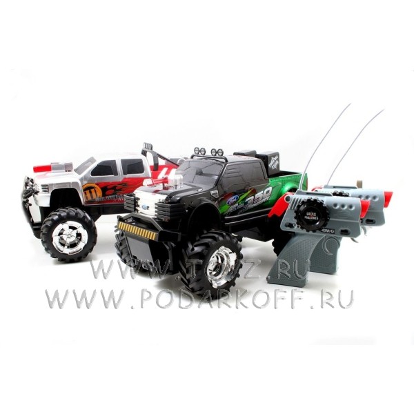 Боевые машины Ford F-350 и Chevy Silverado 3500